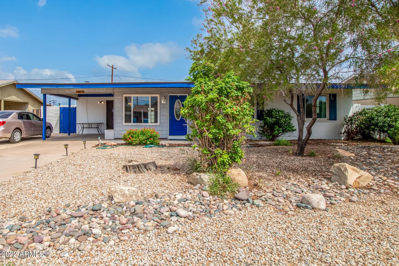 2036 W Denton Ln., Phoenix, AZ 85015