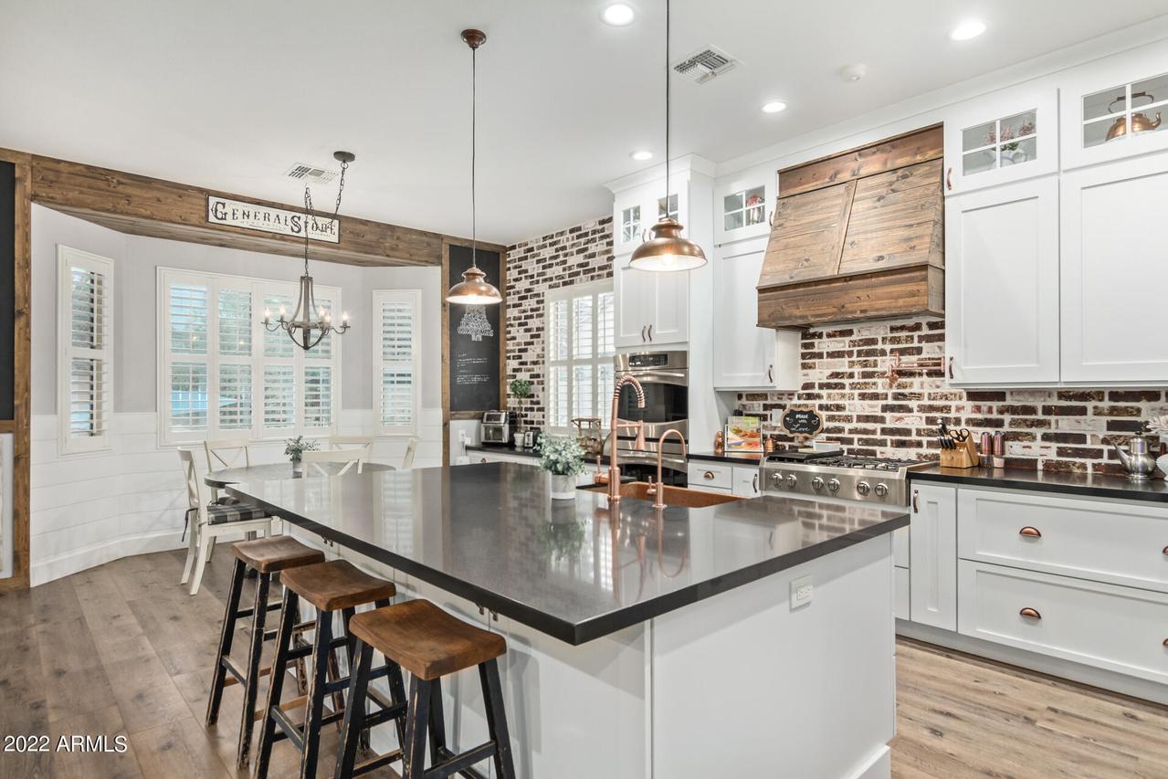 5207 S Gold Leaf Pl., Chandler, AZ 85249