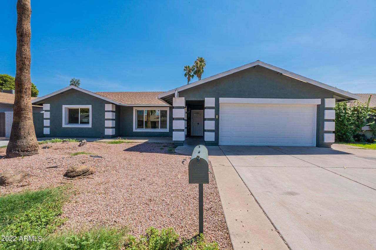 4807 W Solano Dr., Glendale, AZ 85301
