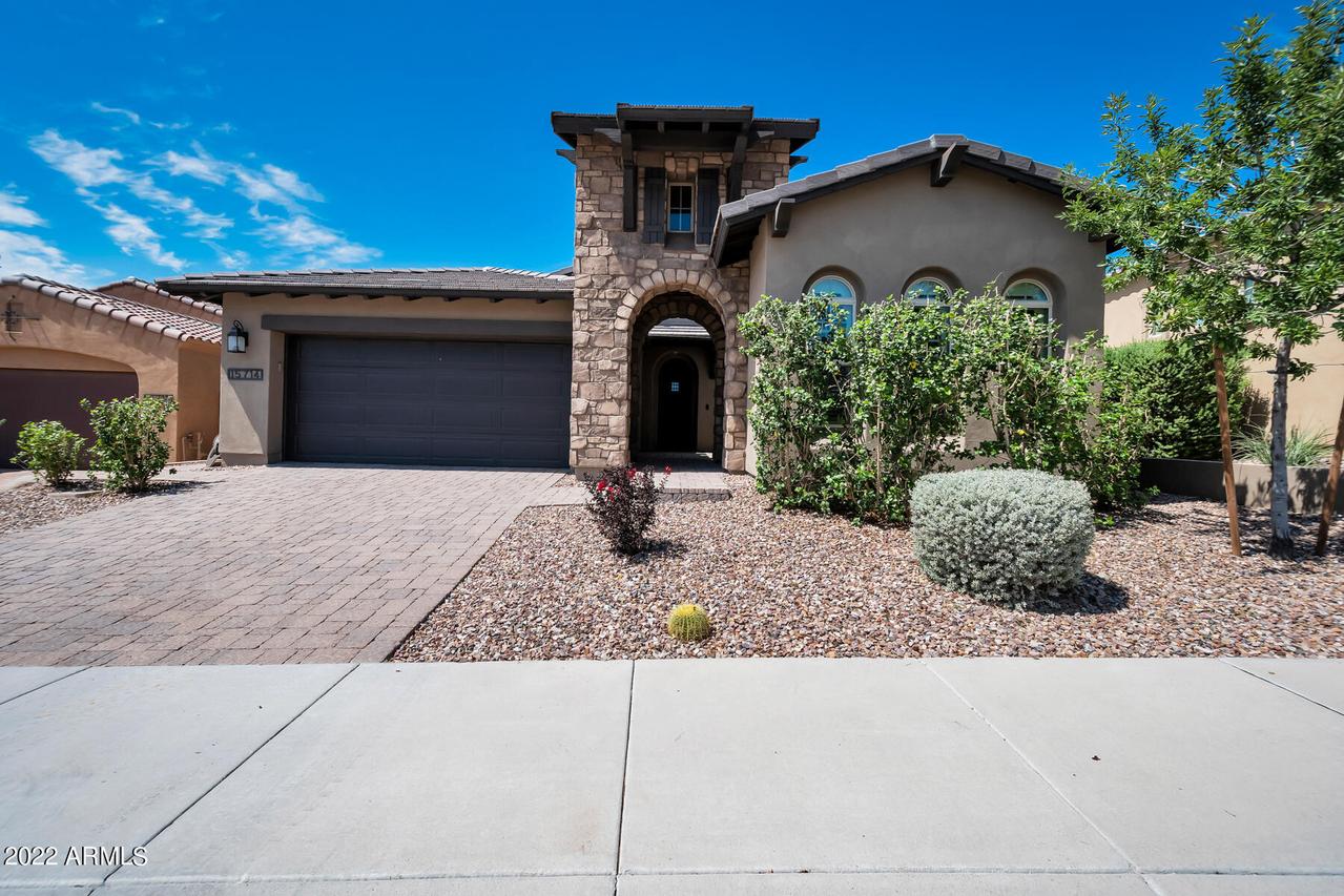 15714 S 11th Ln., Phoenix, AZ 85045