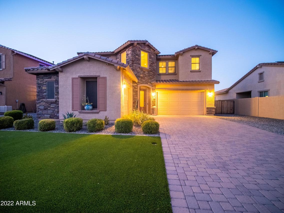 18924 W Medlock Dr., Litchfield Park, AZ 85340