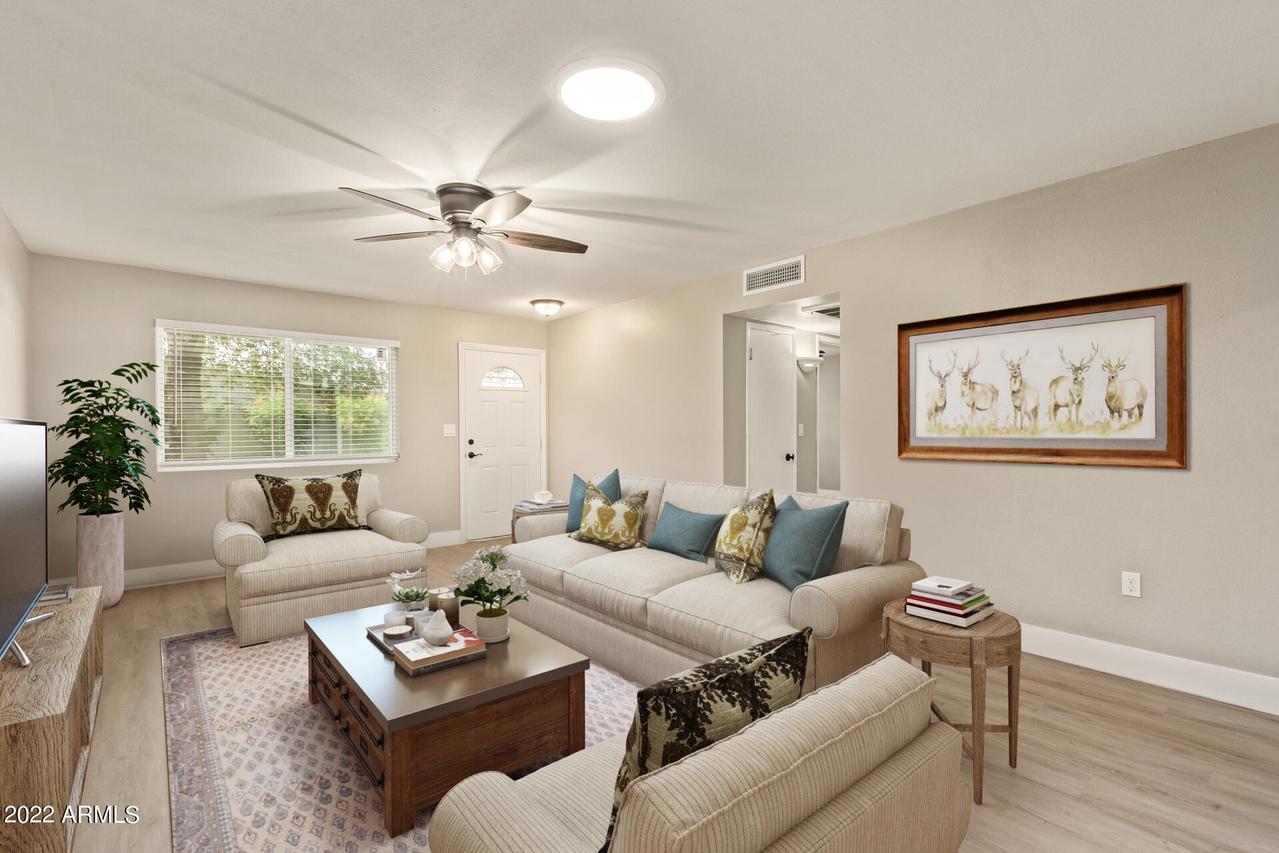 13427 N 109th Ave., Sun City, AZ 85351