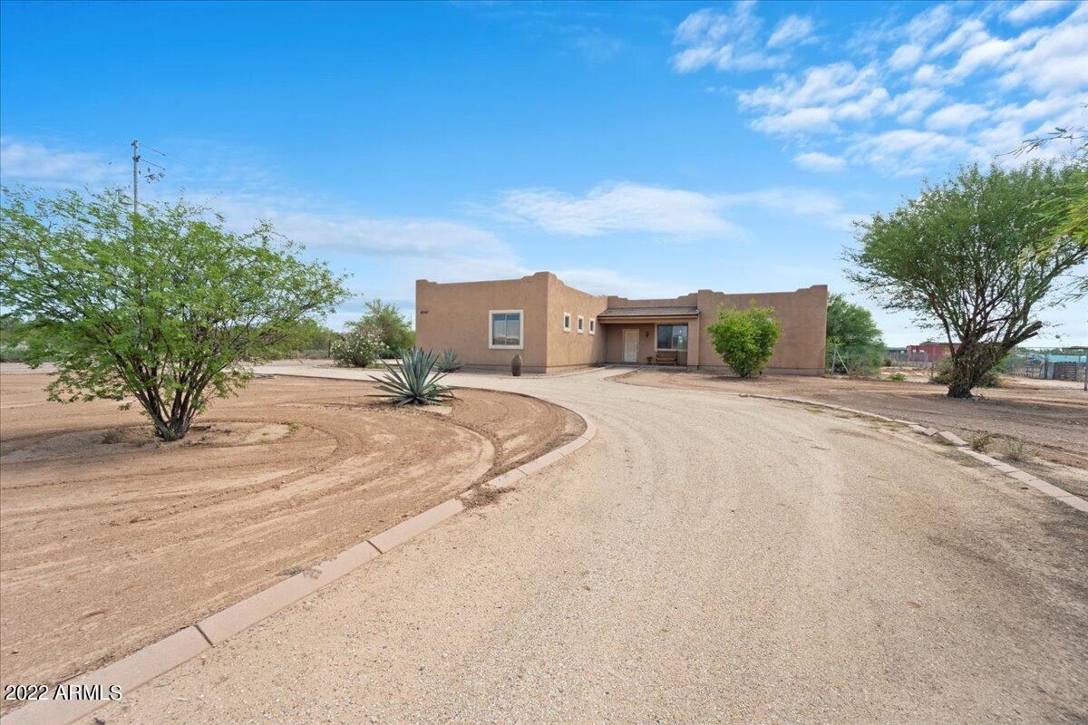 22647 W Dusty Wren Rd., Wittmann, AZ 85361