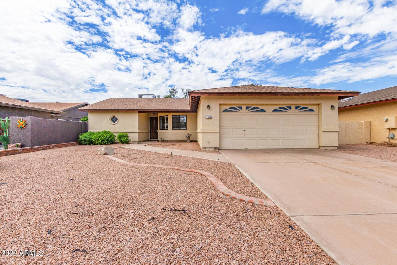 26430 S Hogan Dr., Sun Lakes, AZ 85248
