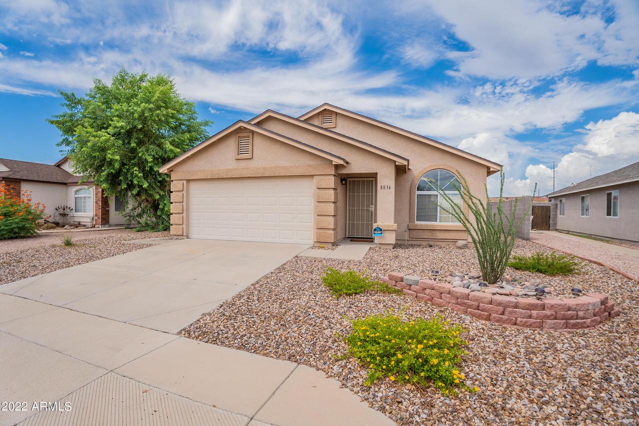 8836 E Downing St., Mesa, AZ 85207