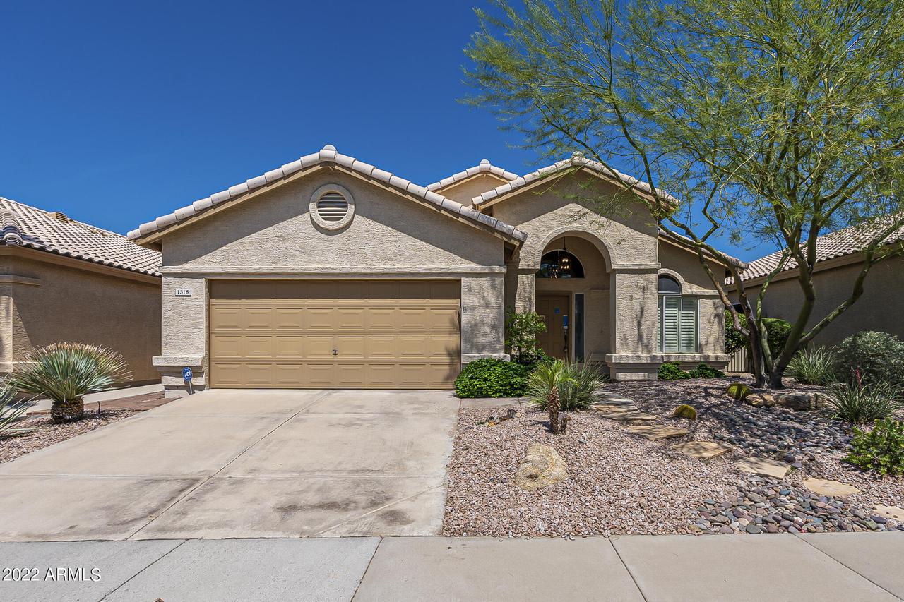 1318 E Sheena Dr., Phoenix, AZ 85022