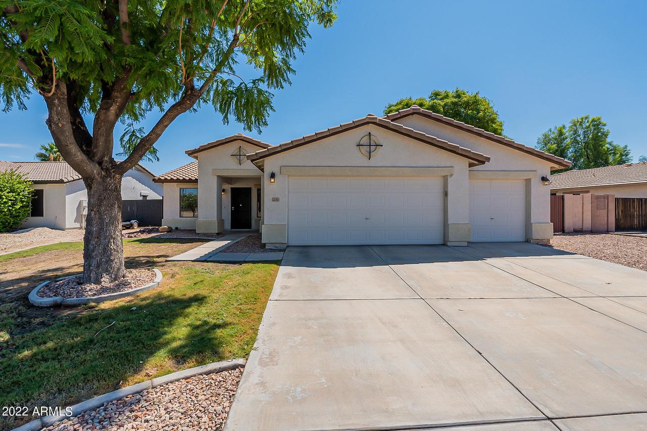 2143 S Penrose Dr., Gilbert, AZ 85296