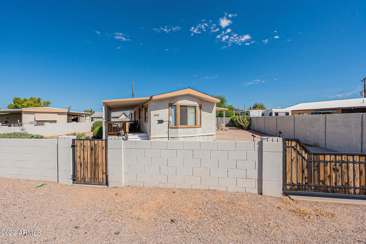 2628 W Scenic St., Apache Junction, AZ 85120