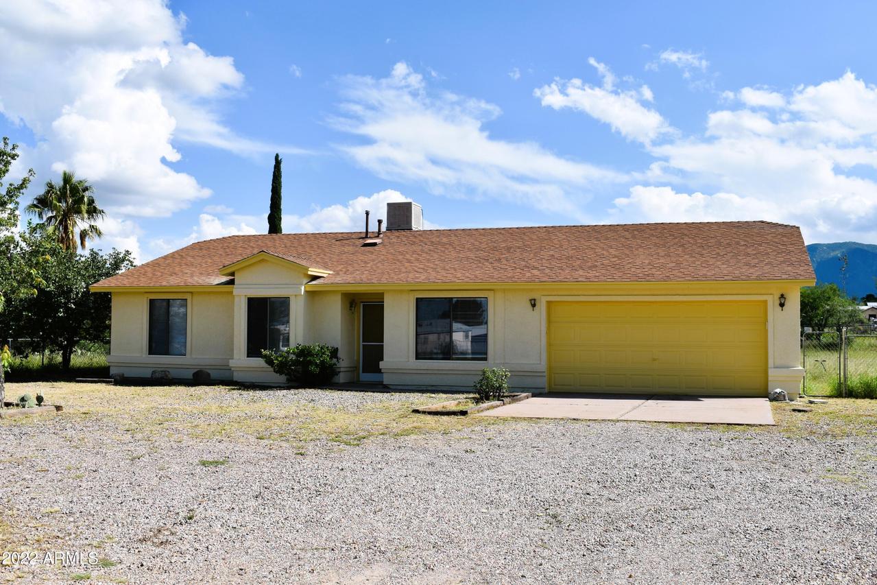 5472 E Hereford Rd., Hereford, AZ 85615