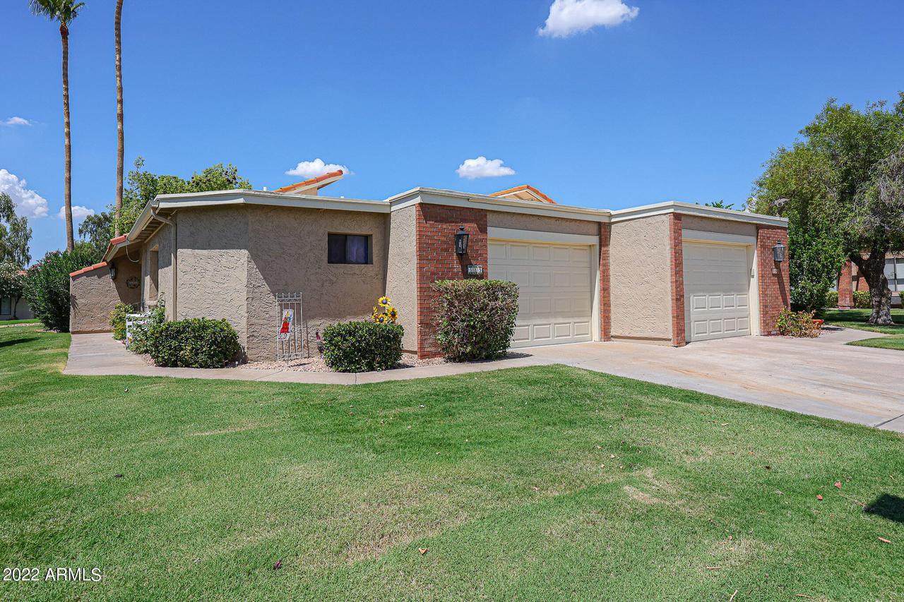 385 Leisure World, Mesa, AZ 85206