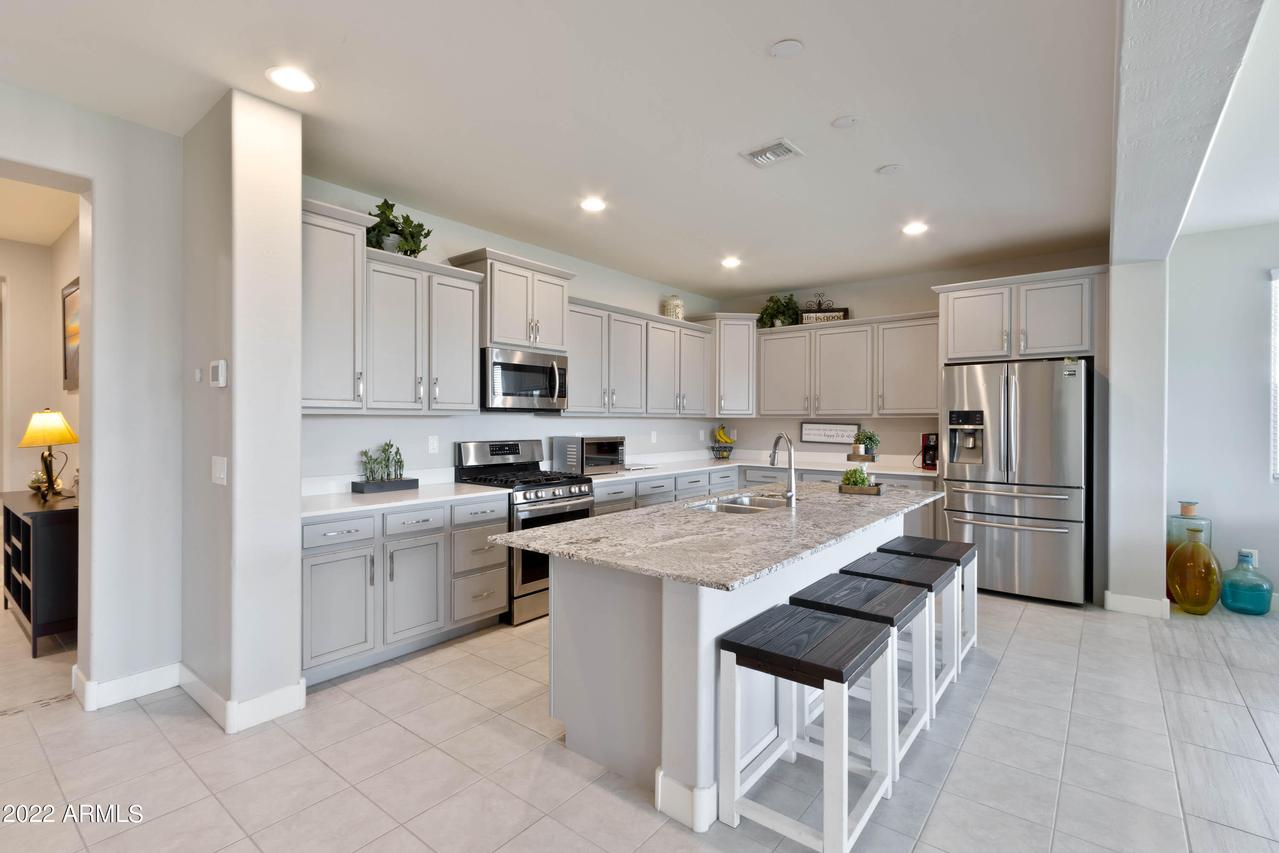 23145 E Camina Buena Vista, Queen Creek, AZ 85142