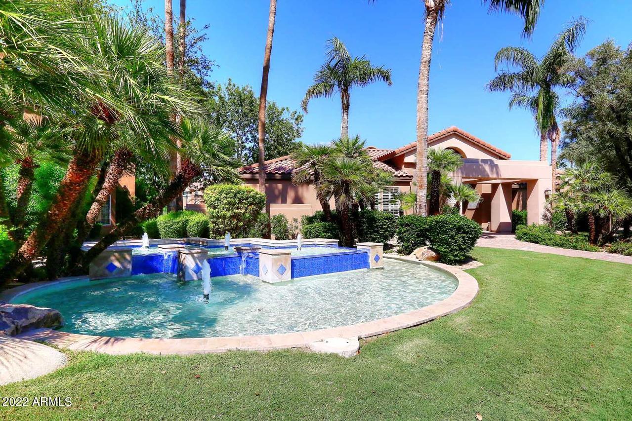 10101 N Arabian Tr. #2020, Scottsdale, AZ 85258