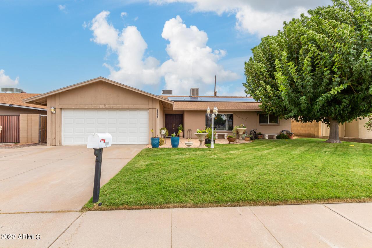 15225 N 51st Ln., Glendale, AZ 85306