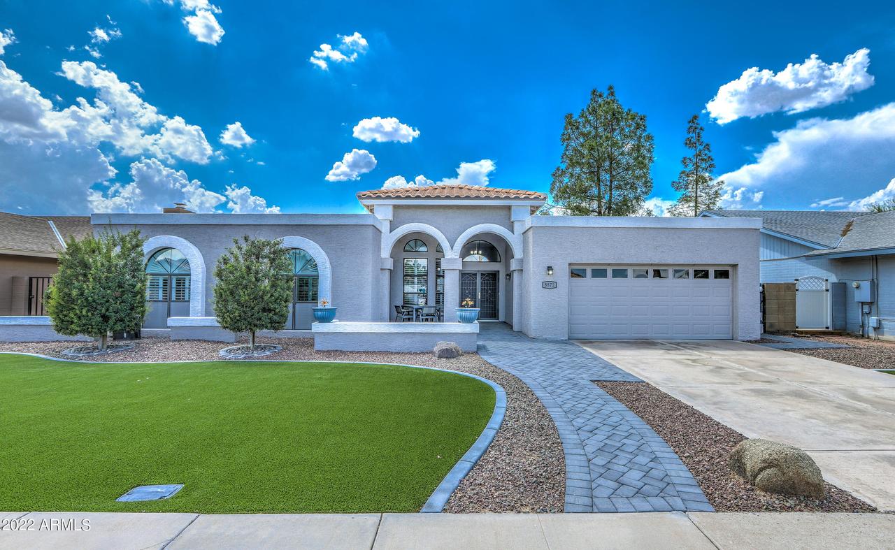 8872 S Los Feliz Dr., Tempe, AZ 85284