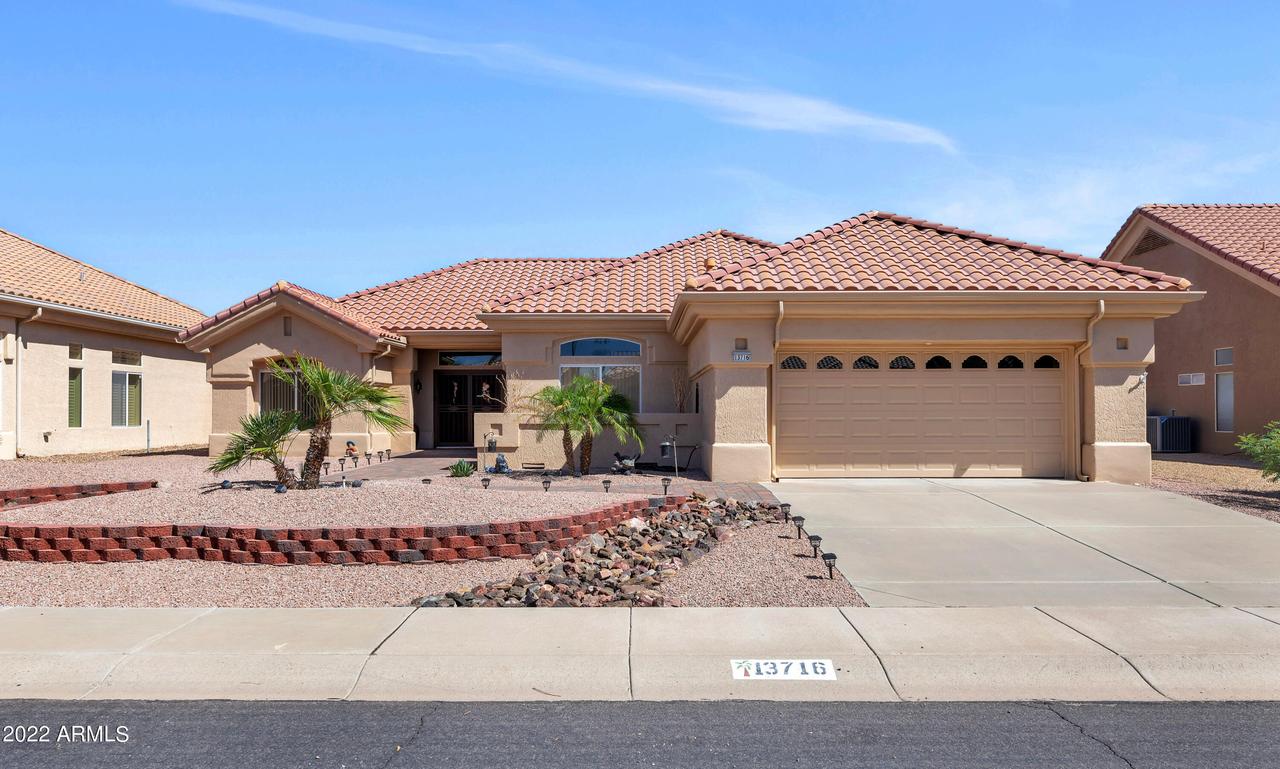 13716 W Gunsight Dr., Sun City West, AZ 85375