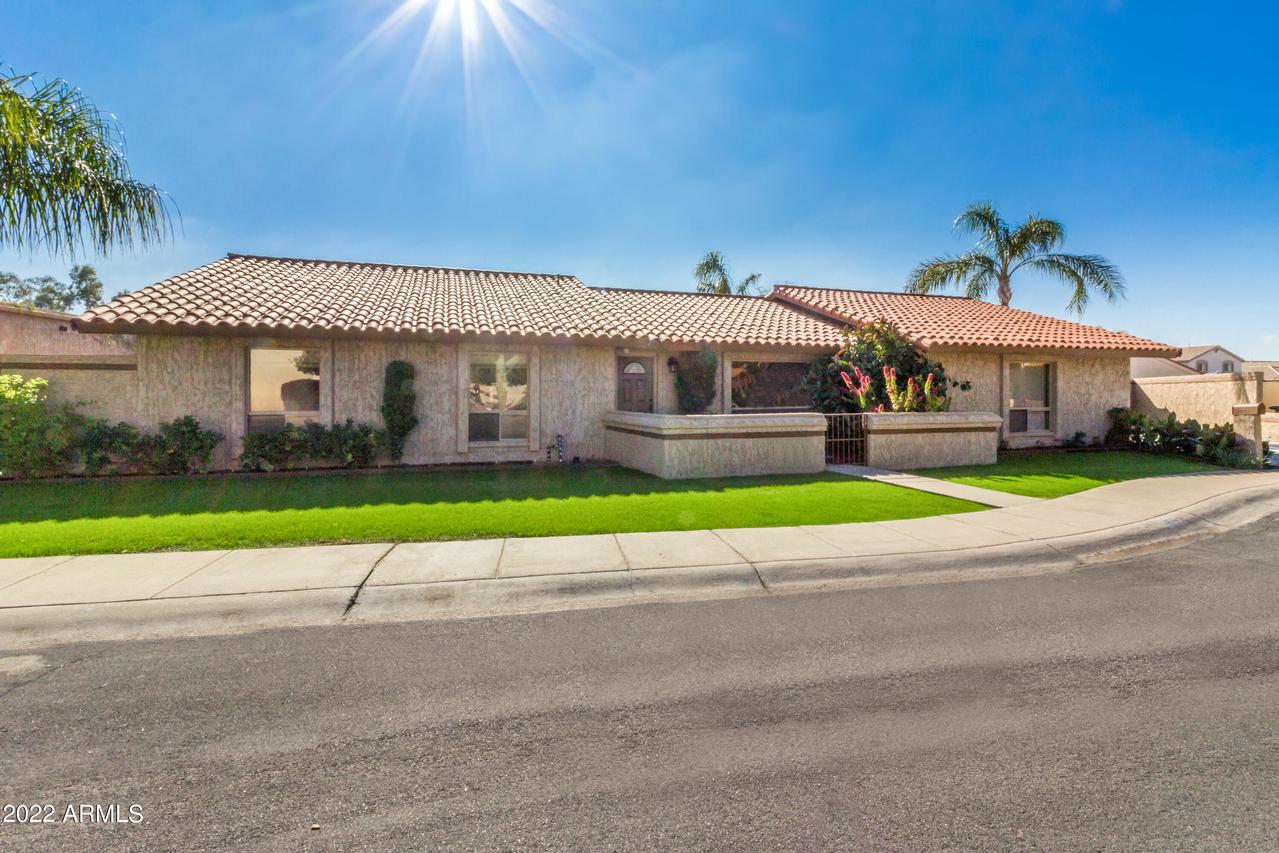 1933 N Camino Real, Casa Grande, AZ 85122