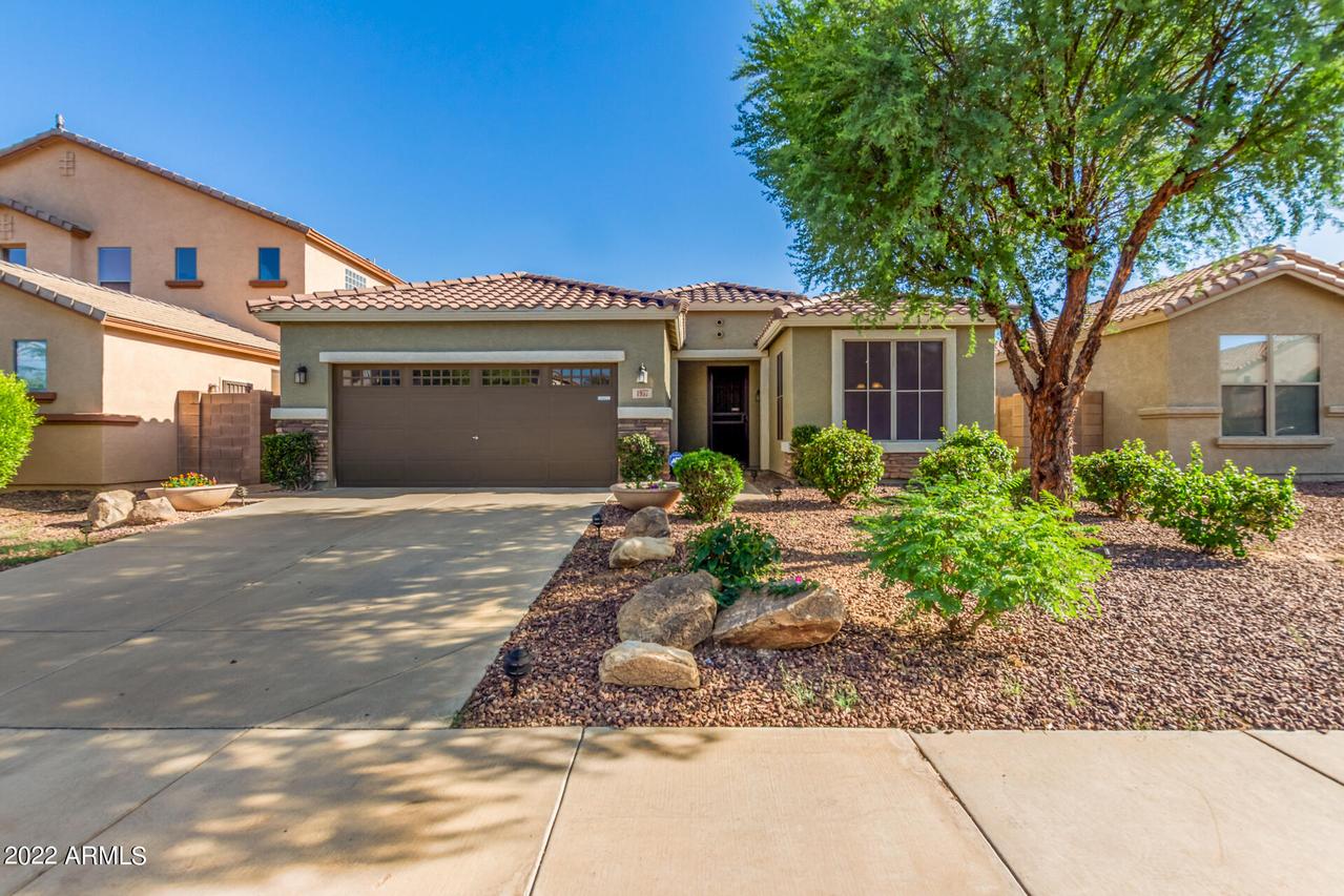 1957 W San Tan Hills Dr., Queen Creek, AZ 85144