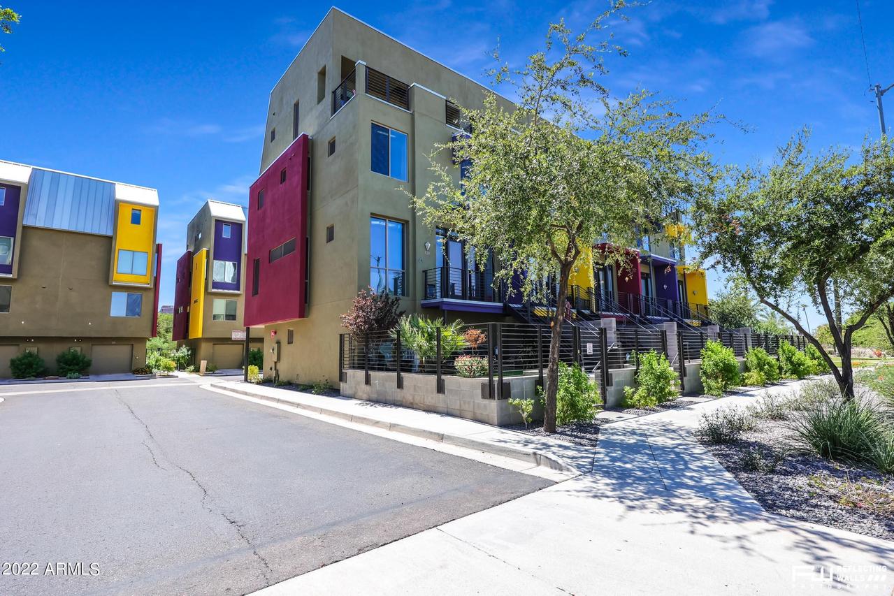 524 E Ames Pl., Phoenix, AZ 85004