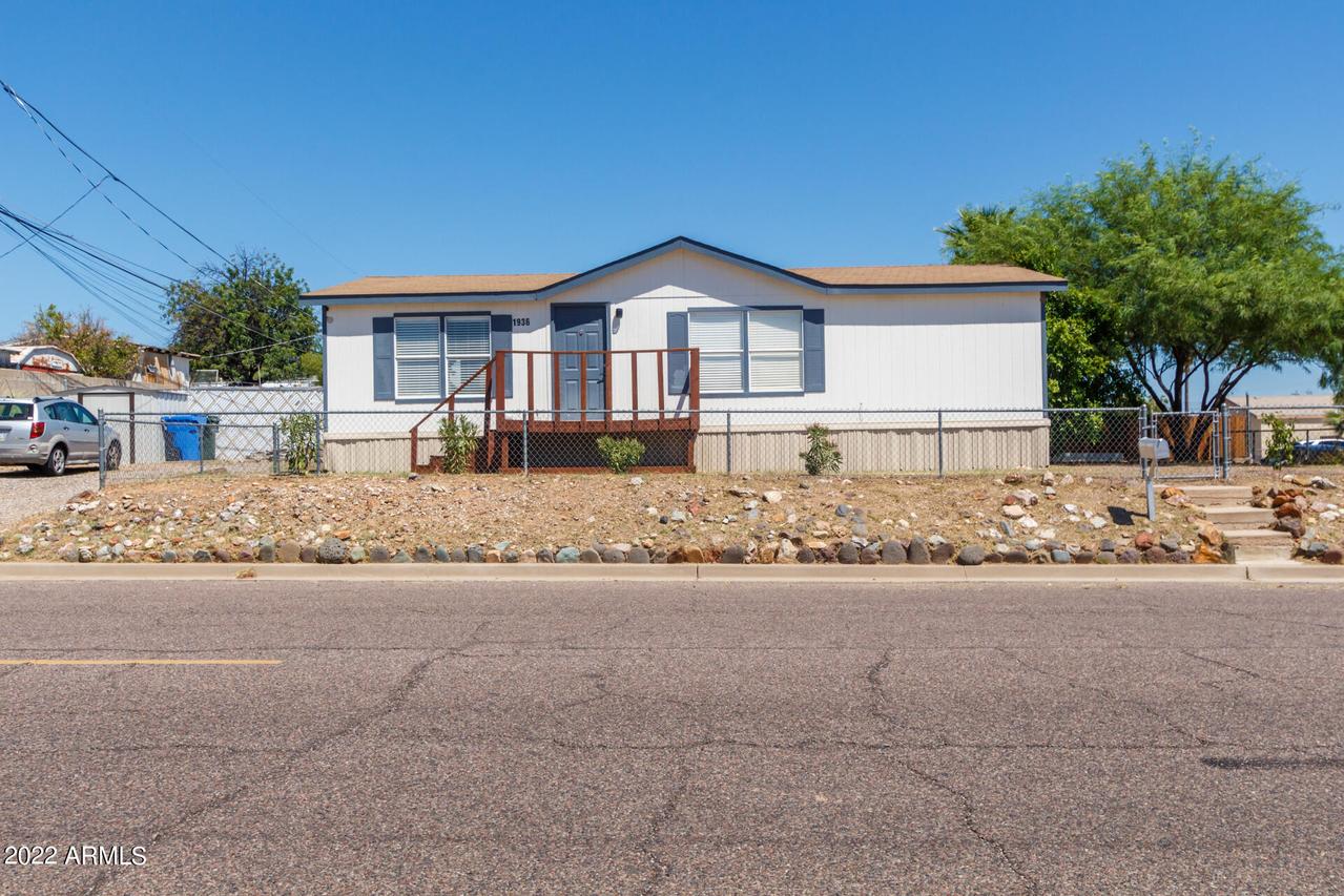 1936 E Sweetwater Ave., Phoenix, AZ 85022