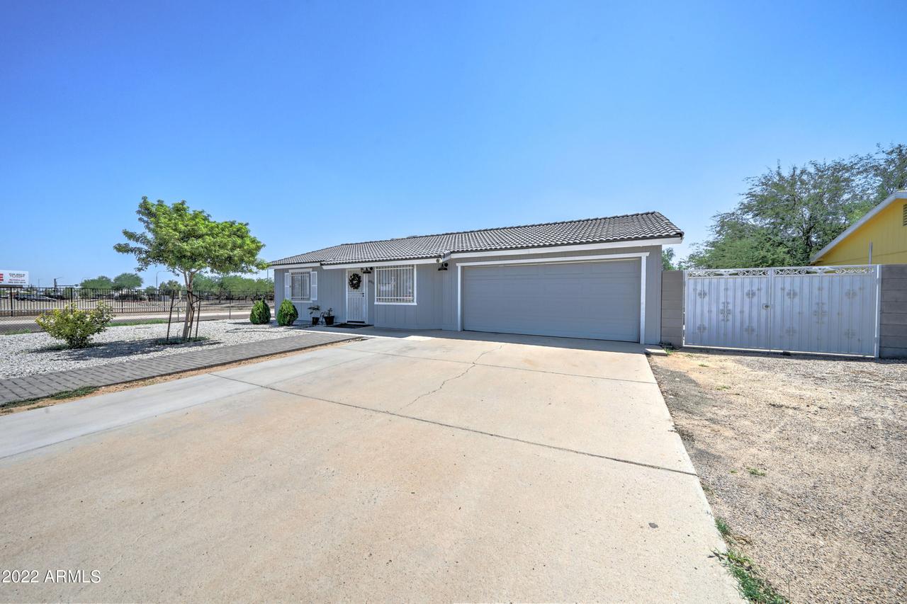 6901 W Almeria Rd., Phoenix, AZ 85035