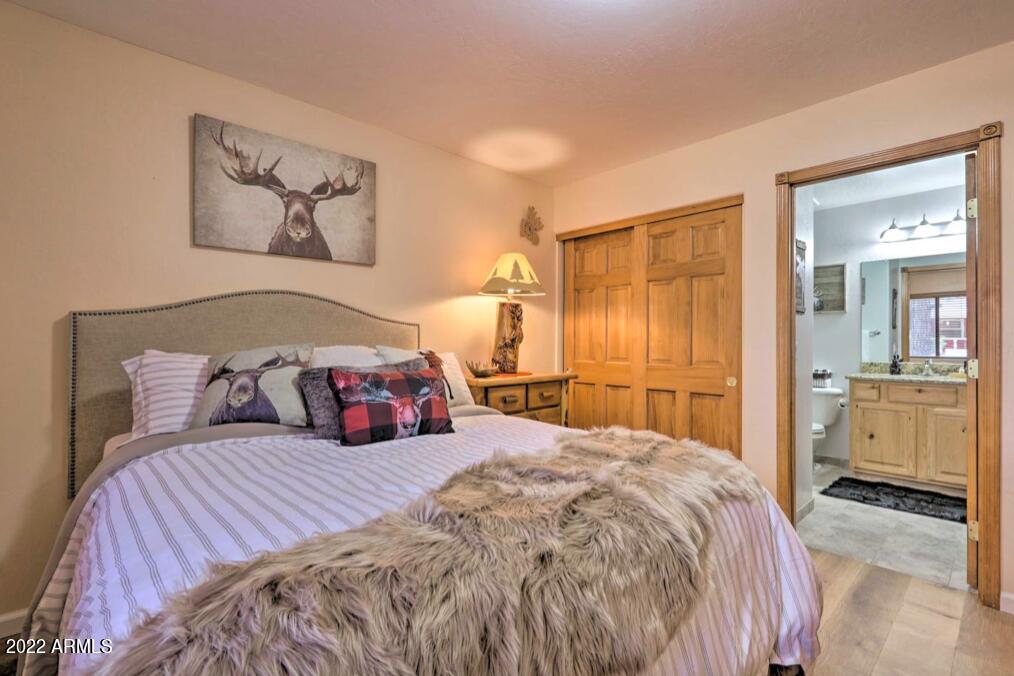 2708 High Pine Loop, Overgaard, AZ 85933