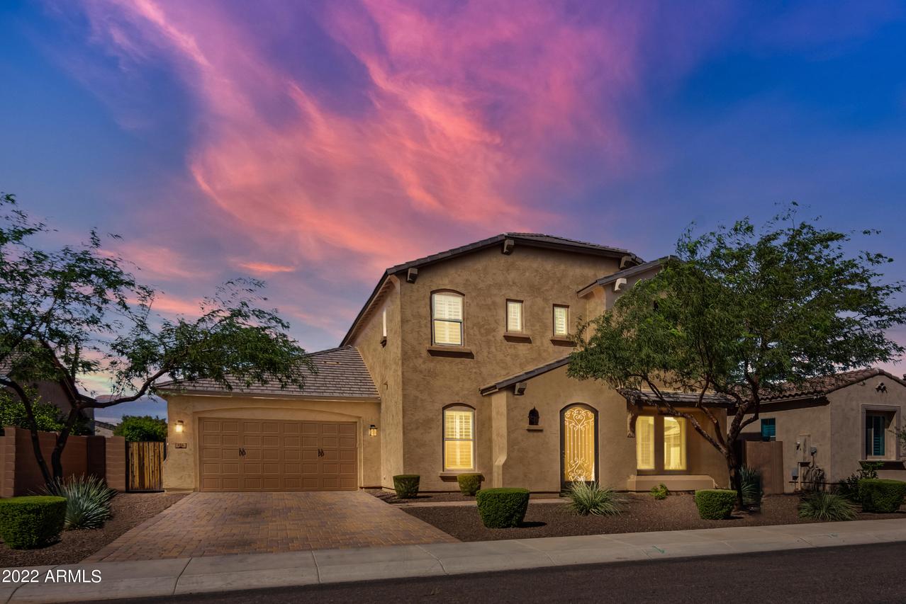 958 E Parkview Dr., Gilbert, AZ 85295
