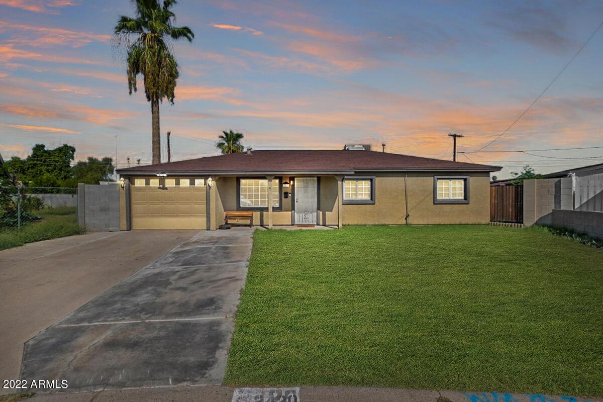 2420 W Marlette Ave., Phoenix, AZ 85015