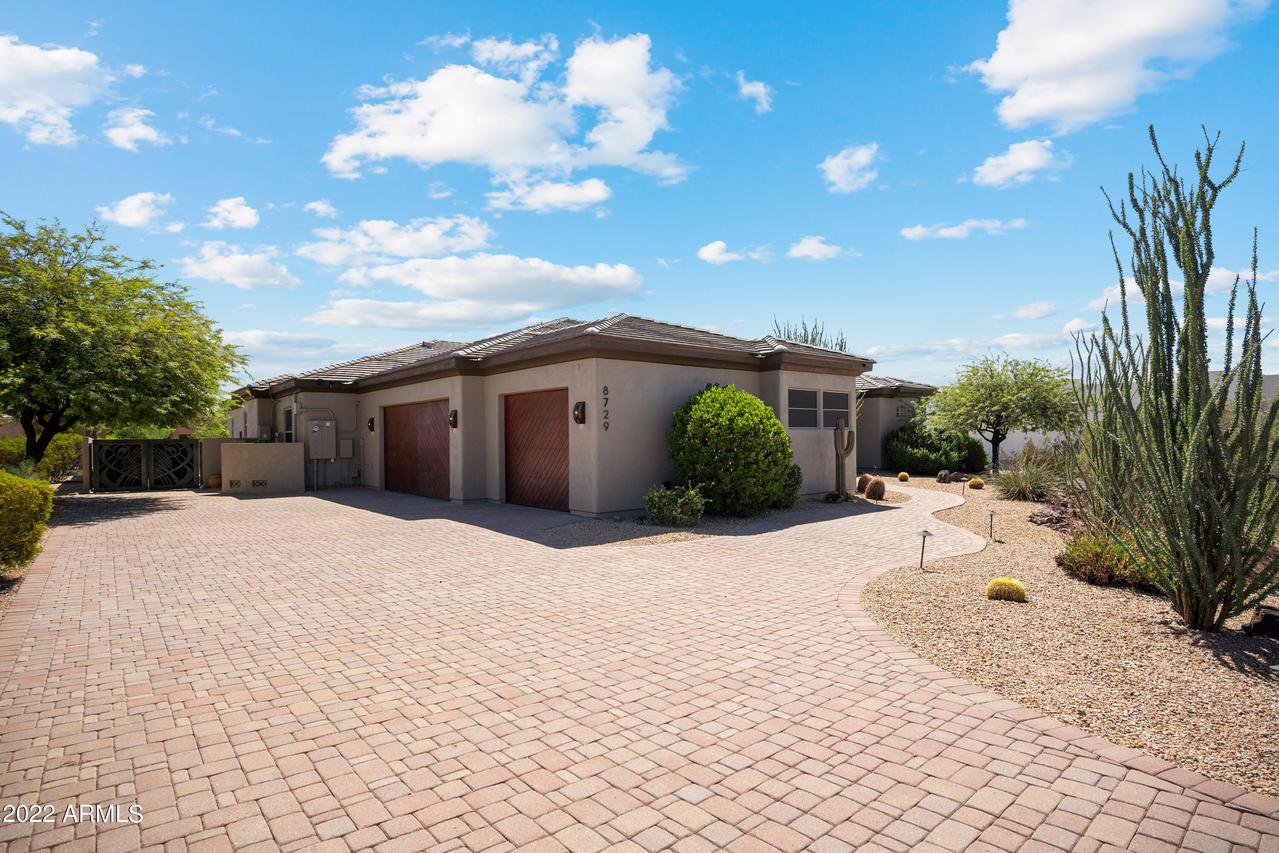8729 N 193rd Dr., Waddell, AZ 85355