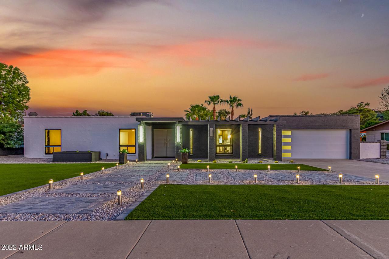 919 W Port Royale Ln., Phoenix, AZ 85023