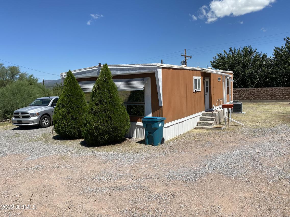 411 S Hetzel Ave., Mammoth, AZ 85618