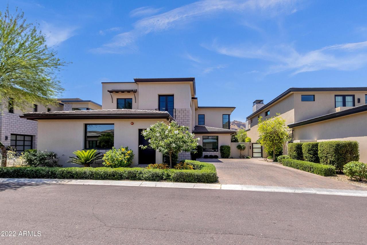 5673 E Village Dr., Paradise Valley, AZ 85253