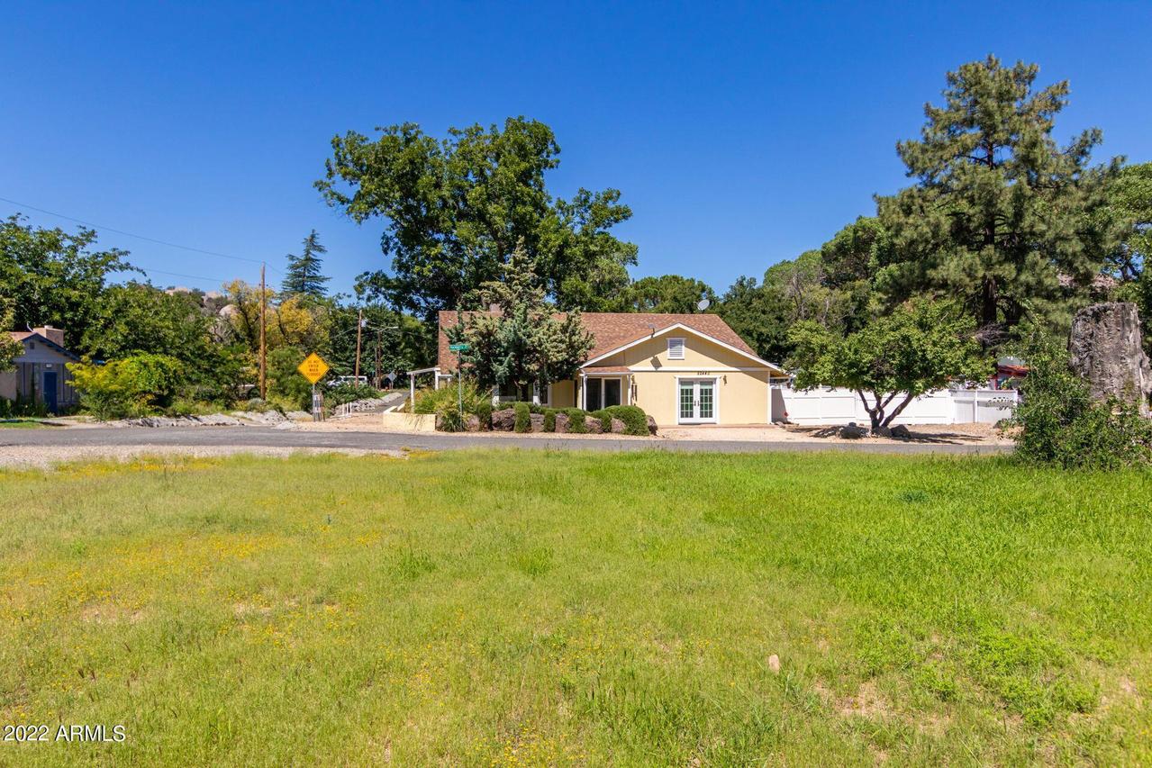 22440 S Hackberry St., Yarnell, AZ 85362