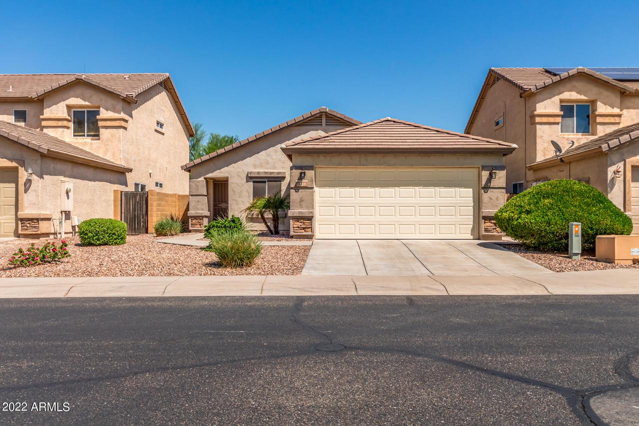 1399 S 221st Dr., Buckeye, AZ 85326