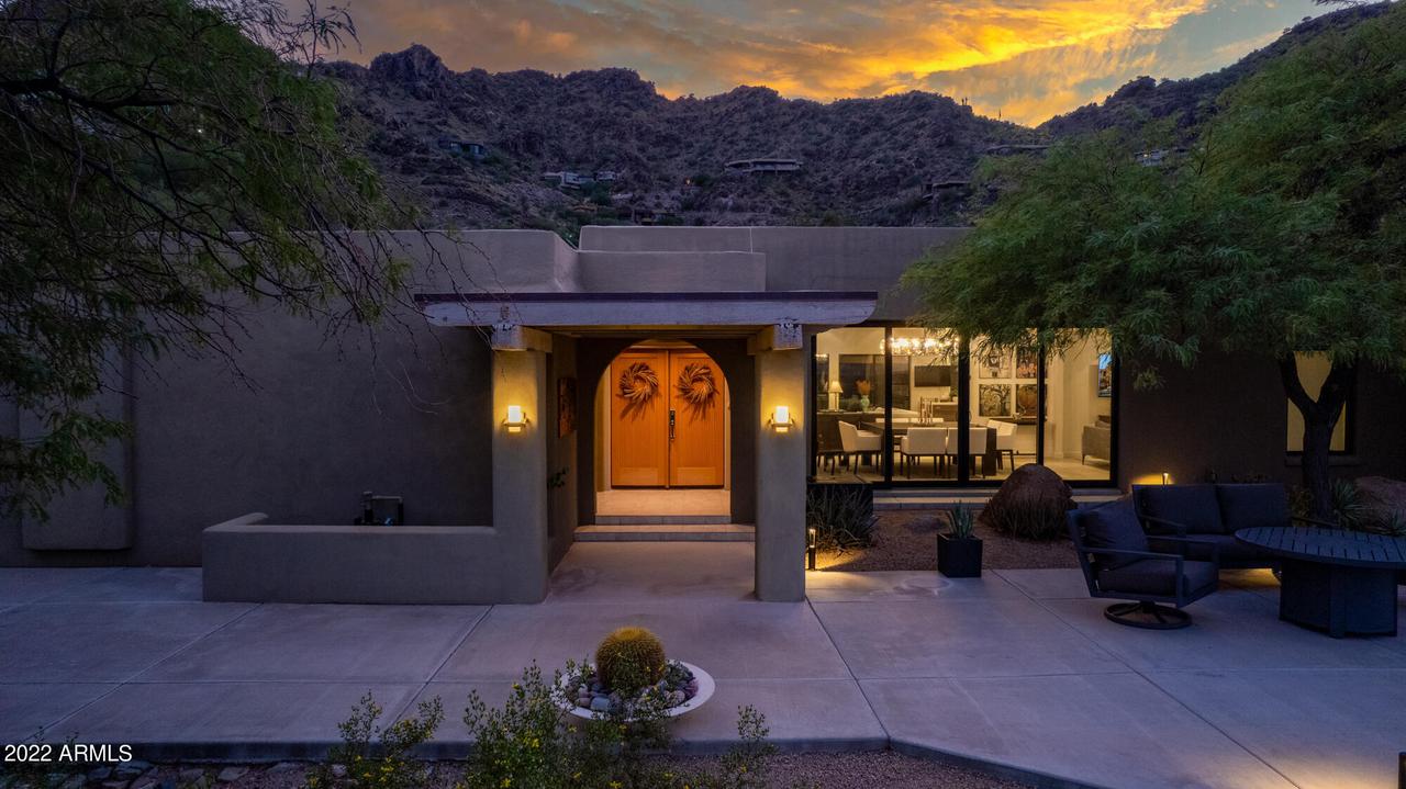 5849 E Hummingbird Ln., Paradise Valley, AZ 85253