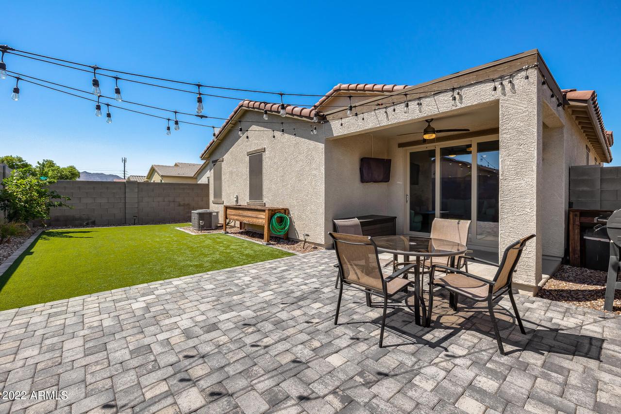 5707 S 30th Glen, Phoenix, AZ 85041