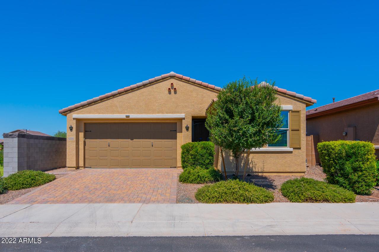 12232 W Hide Tr., Peoria, AZ 85383