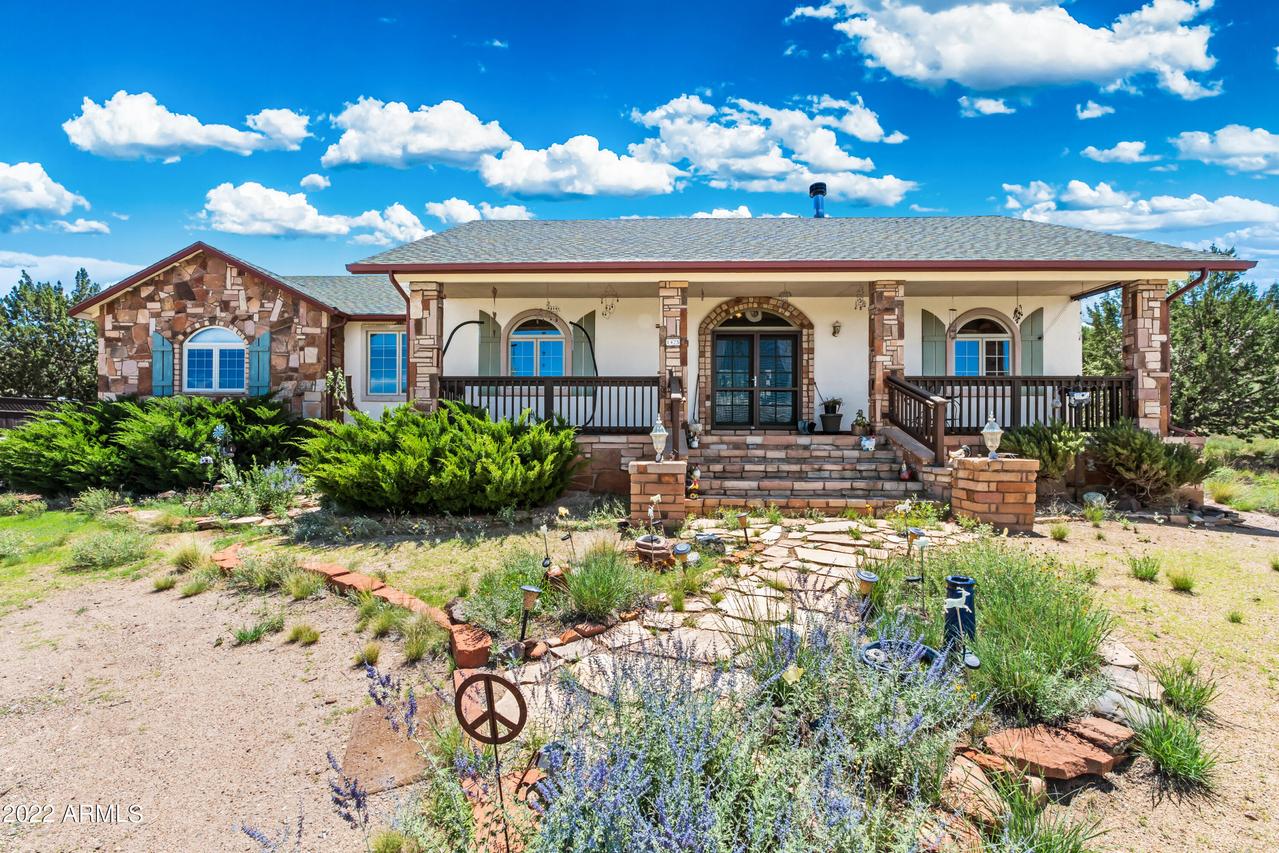 1425 E Oxbow Cir., Paulden, AZ 86334
