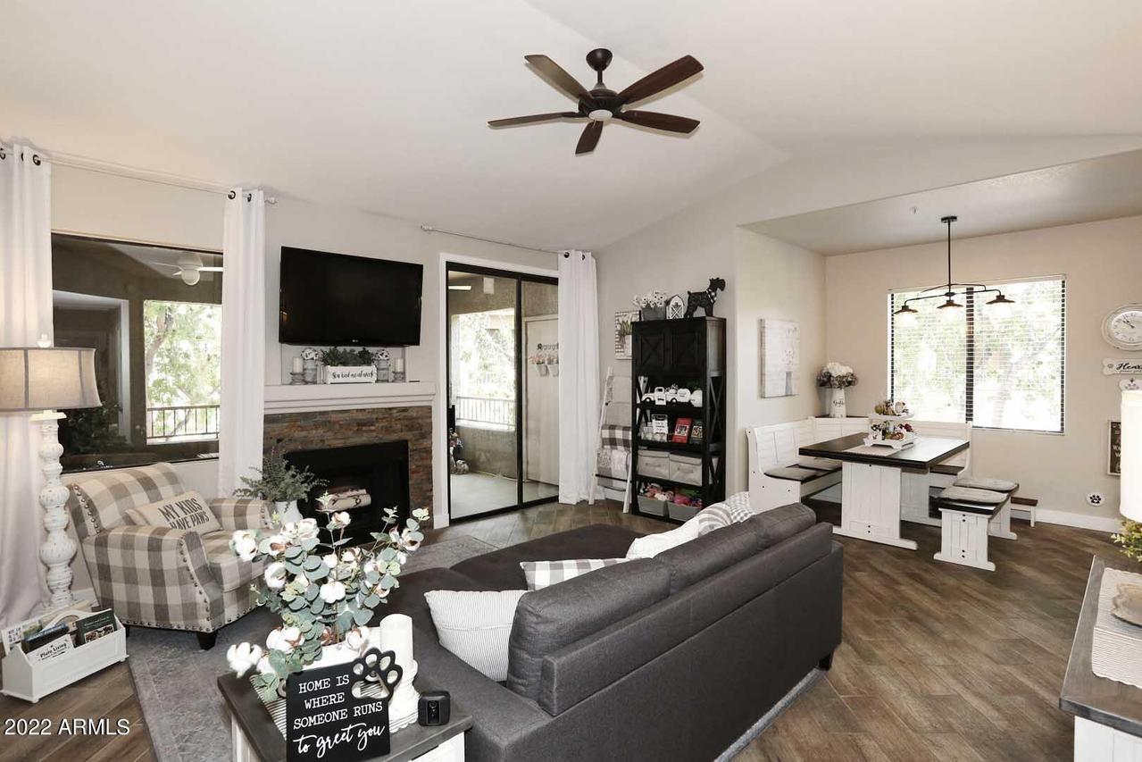 15380 N 100th St. #2112, Scottsdale, AZ 85260