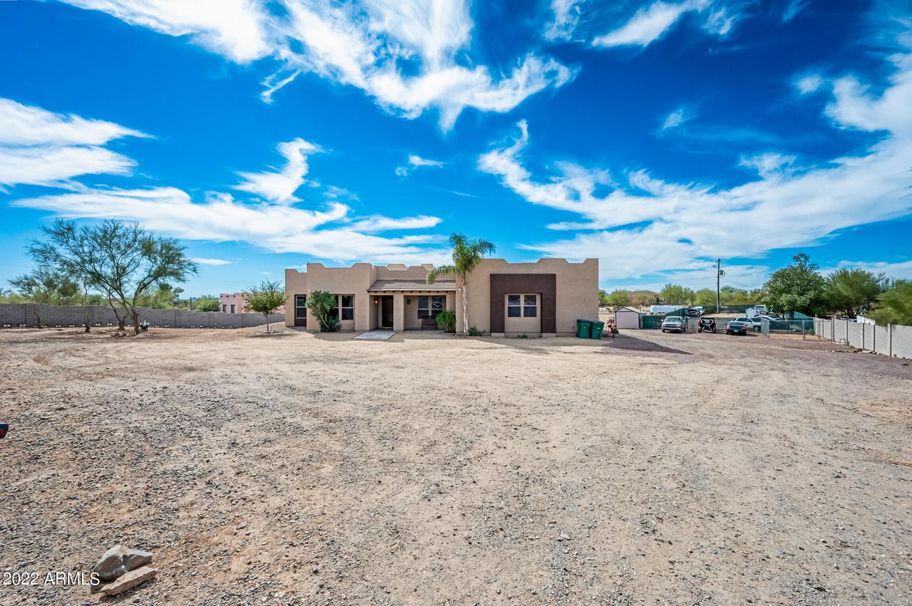 37218 N 19th St., Phoenix, AZ 85086