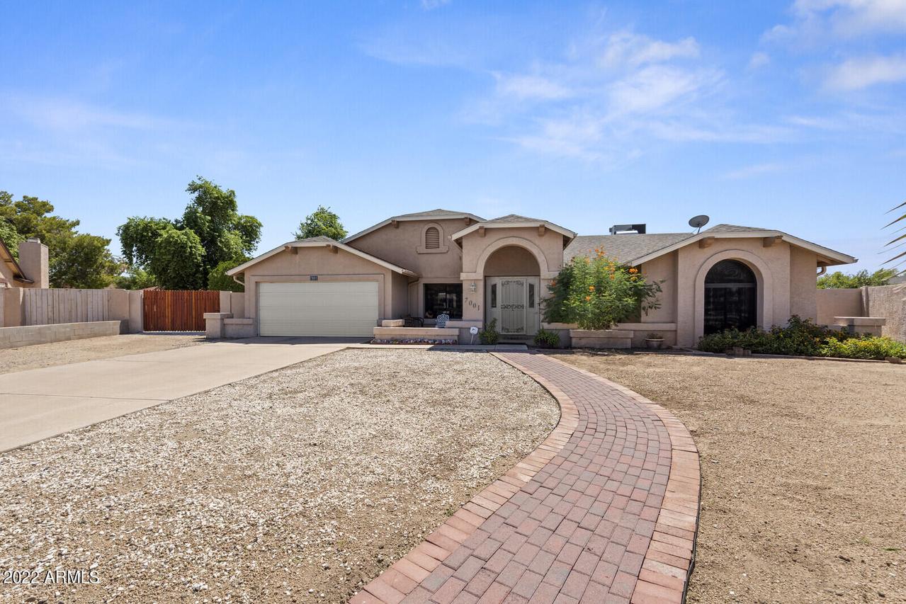 7001 W Sheila Ln., Phoenix, AZ 85033