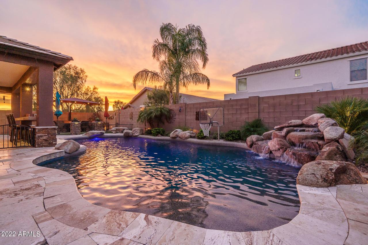 17876 W Crocus Dr., Surprise, AZ 85388
