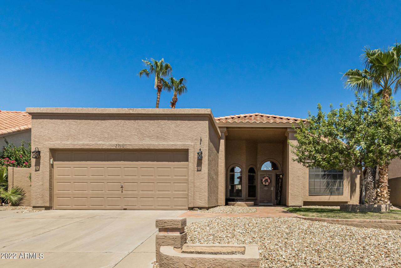 2710 E Cathedral Rock Dr., Phoenix, AZ 85048