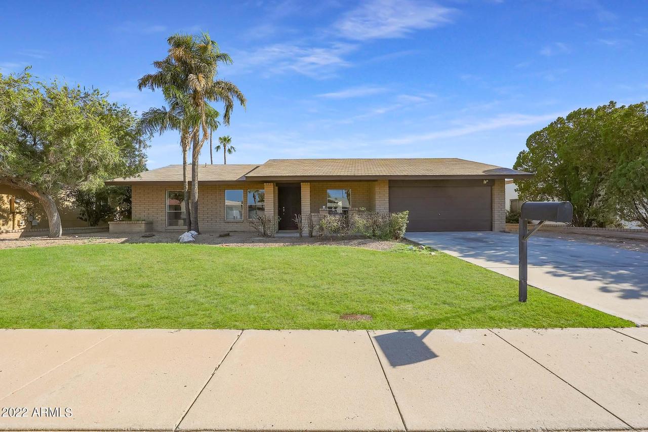 3907 W Joan De Arc Ave., Phoenix, AZ 85029
