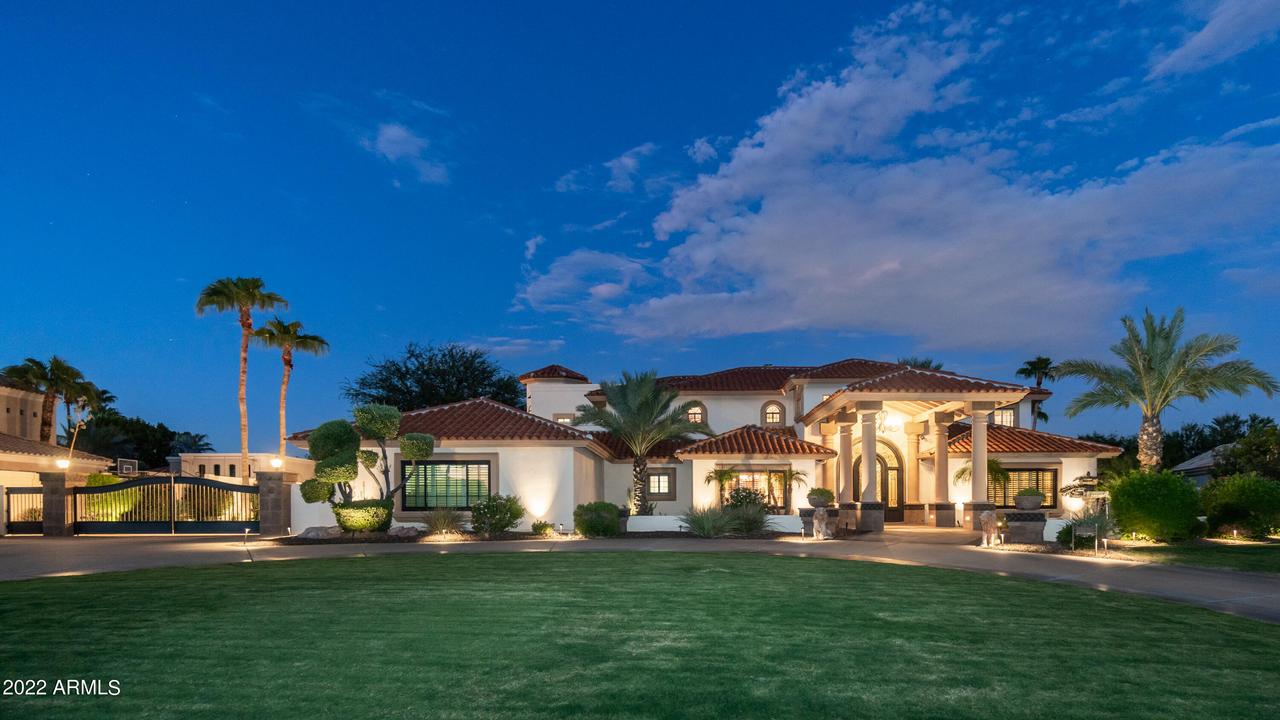 13831 S 34th St., Phoenix, AZ 85044