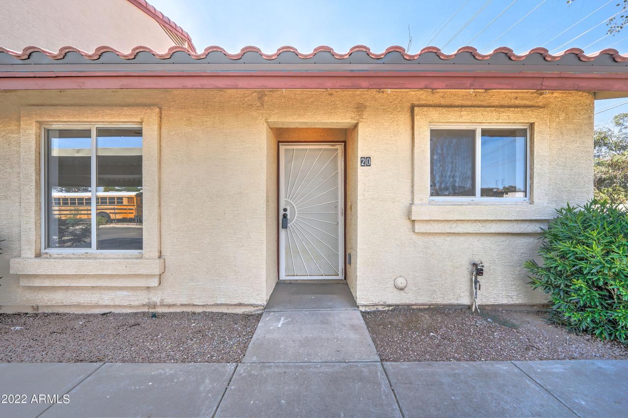 6454 E University Dr. #20, Mesa, AZ 85205