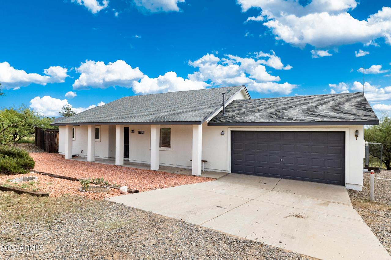 17689 E Jackrabbit Rd., Mayer, AZ 86333