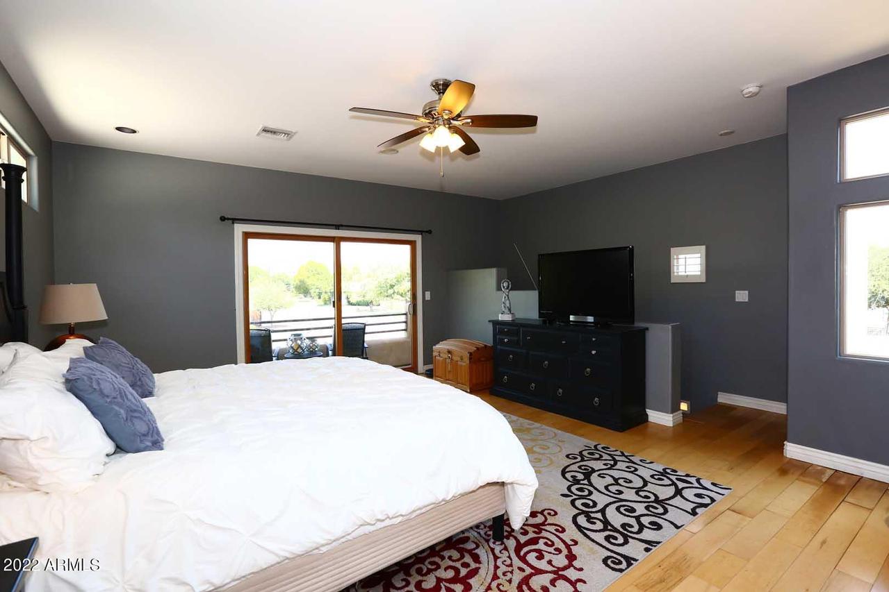 4451 E Earll Dr., Phoenix, AZ 85018