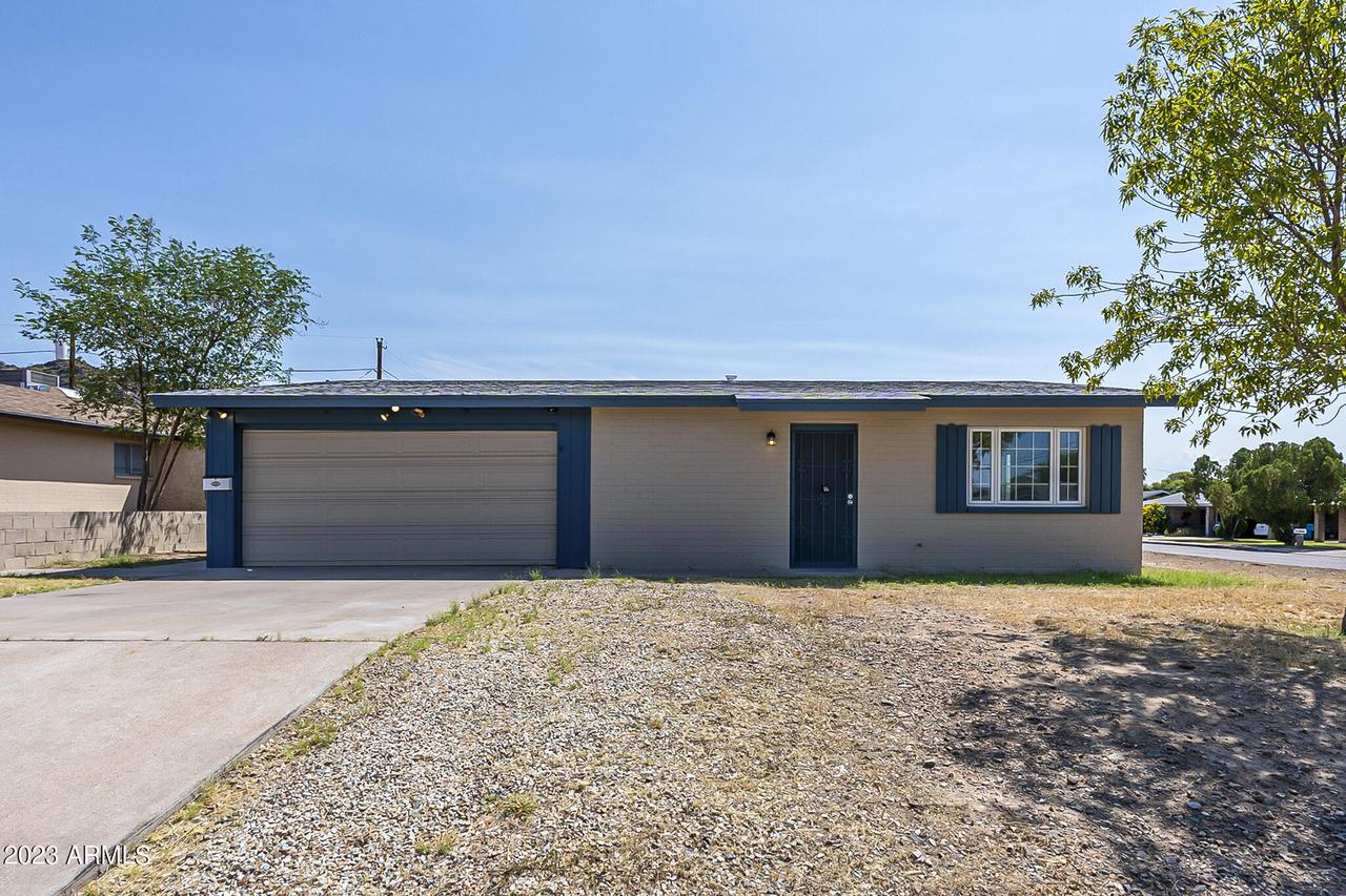 1301 E Dunlap Ave., Phoenix, AZ 85020