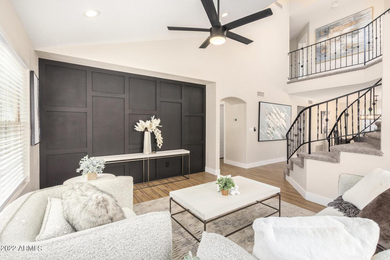 3339 E Woodland Dr., Phoenix, AZ 85048