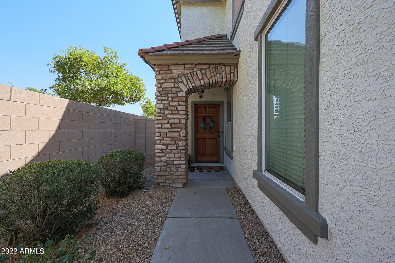 13427 W Rovey Ave., Litchfield Park, AZ 85340